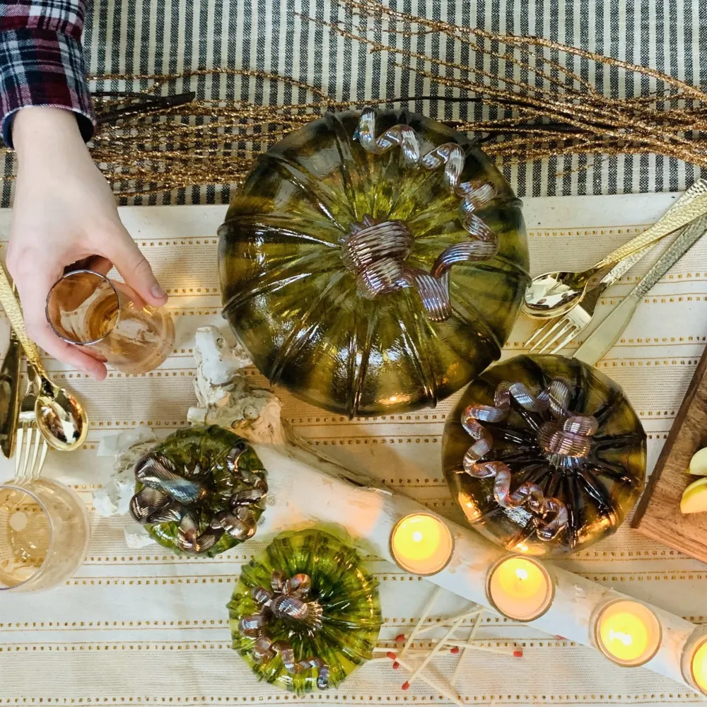 LUKE ADAMS HANDBLOWN GLASS Autumn Green Glass Pumpkin - Medium