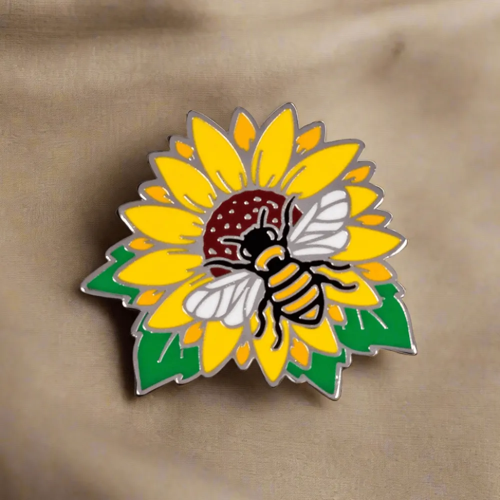 The Shops at Mount Vernon Bee Lapel Pin