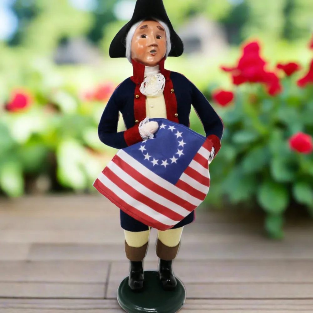 BYER'S CHOICE, LTD Byers' Choice George Washington with Flag Caroler