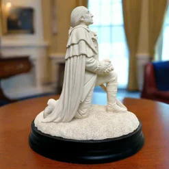 DESIGN MASTER ASSOCIATES General George Washington Prayer Sculpture