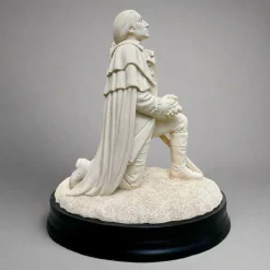 DESIGN MASTER ASSOCIATES General George Washington Prayer Sculpture