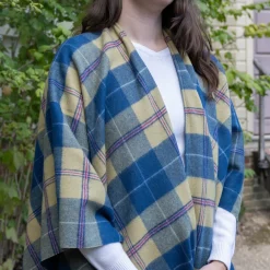 PATRICK KING WOOLLEN COMPANY Lambswool Tartan Cape