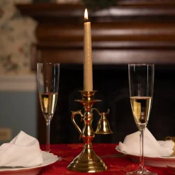 DESIGN MASTER ASSOCIATES Mount Vernon Brass Candlestick With Snuffer