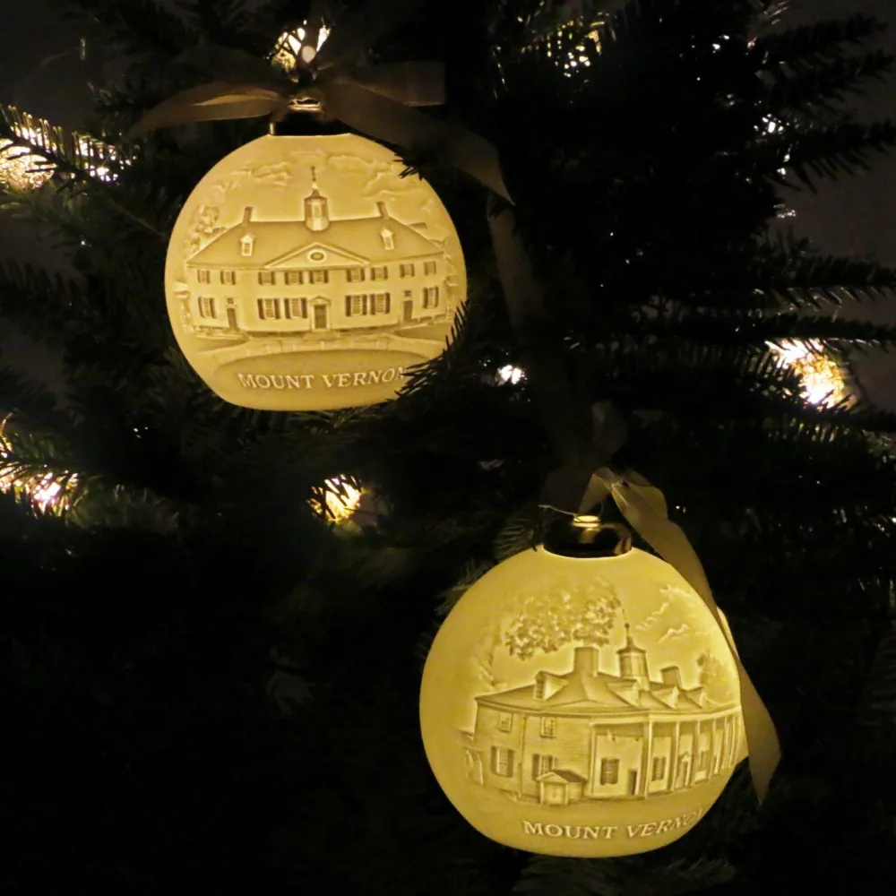 DESIGN MASTER ASSOCIATES Mount Vernon Illuminated Porcelain Ornament