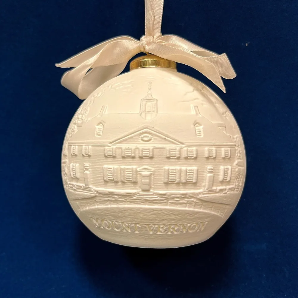 DESIGN MASTER ASSOCIATES Mount Vernon Illuminated Porcelain Ornament