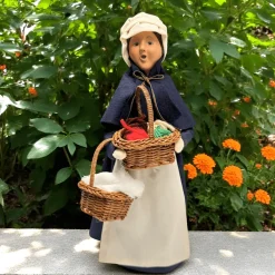 BYER'S CHOICE, LTD NEW Byers' Choice Martha Washington 1776 Caroler