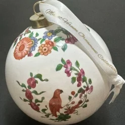 DESIGN MASTER ASSOCIATES Parrot Ball Christmas Ornament - Mount Vernon Exclusive