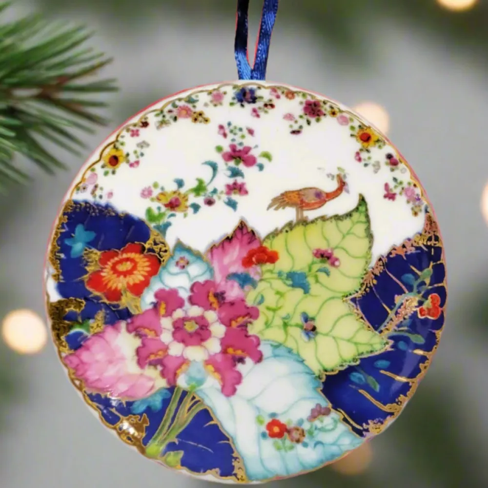 DESIGN MASTER ASSOCIATES Tobacco Leaf Plate Ornament