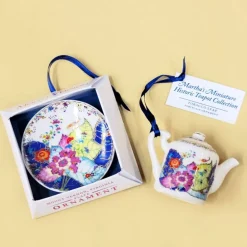 DESIGN MASTER ASSOCIATES Tobacco Leaf Plate Ornament