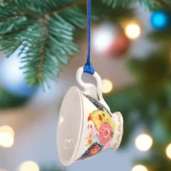 DESIGN MASTER ASSOCIATES Tobacco Leaf Teacup Ornament