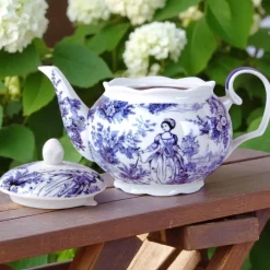 HOME ESSENTIALS Toile Scallop Teapot