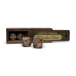 DESIGN MASTER ASSOCIATES Wooden Dice Set